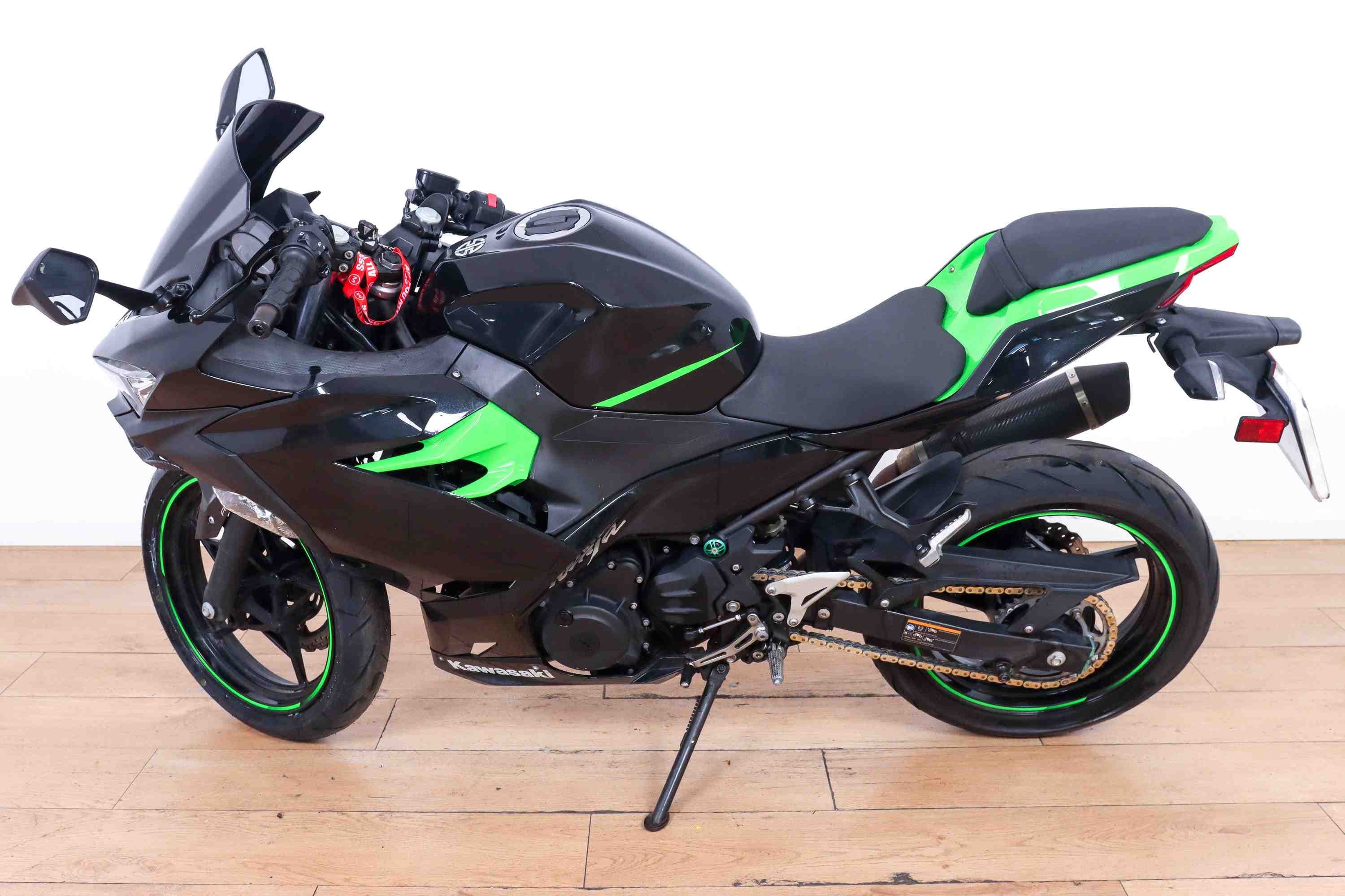 KAWASAKI NINJA 400
